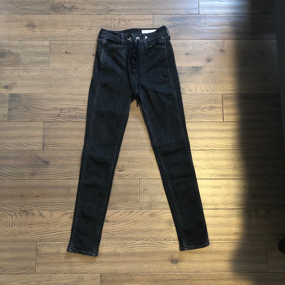 Tight Black High-Waist Criss-Cross Jeans